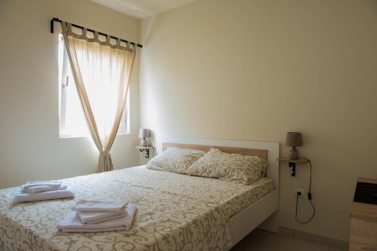 " Tiamat " Apartmani Tivat Exterior foto