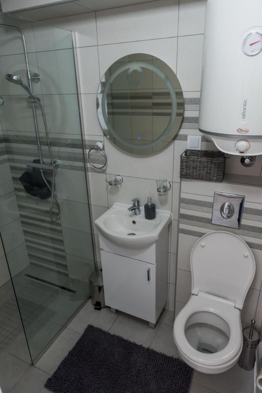 " Tiamat " Apartmani Tivat Exterior foto