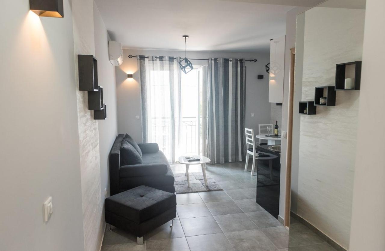 " Tiamat " Apartmani Tivat Exterior foto