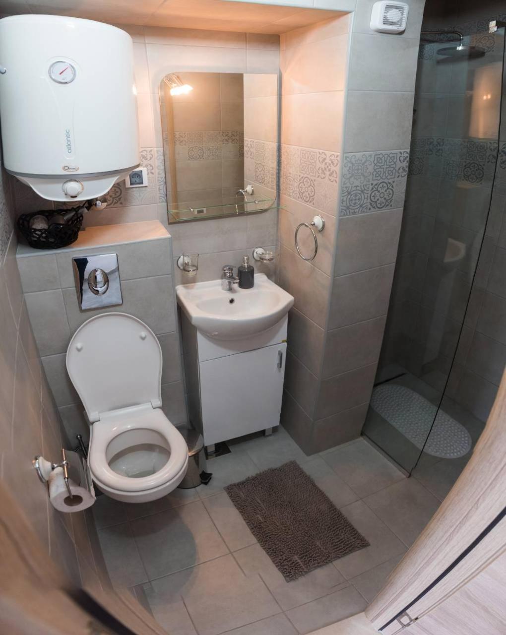 " Tiamat " Apartmani Tivat Exterior foto