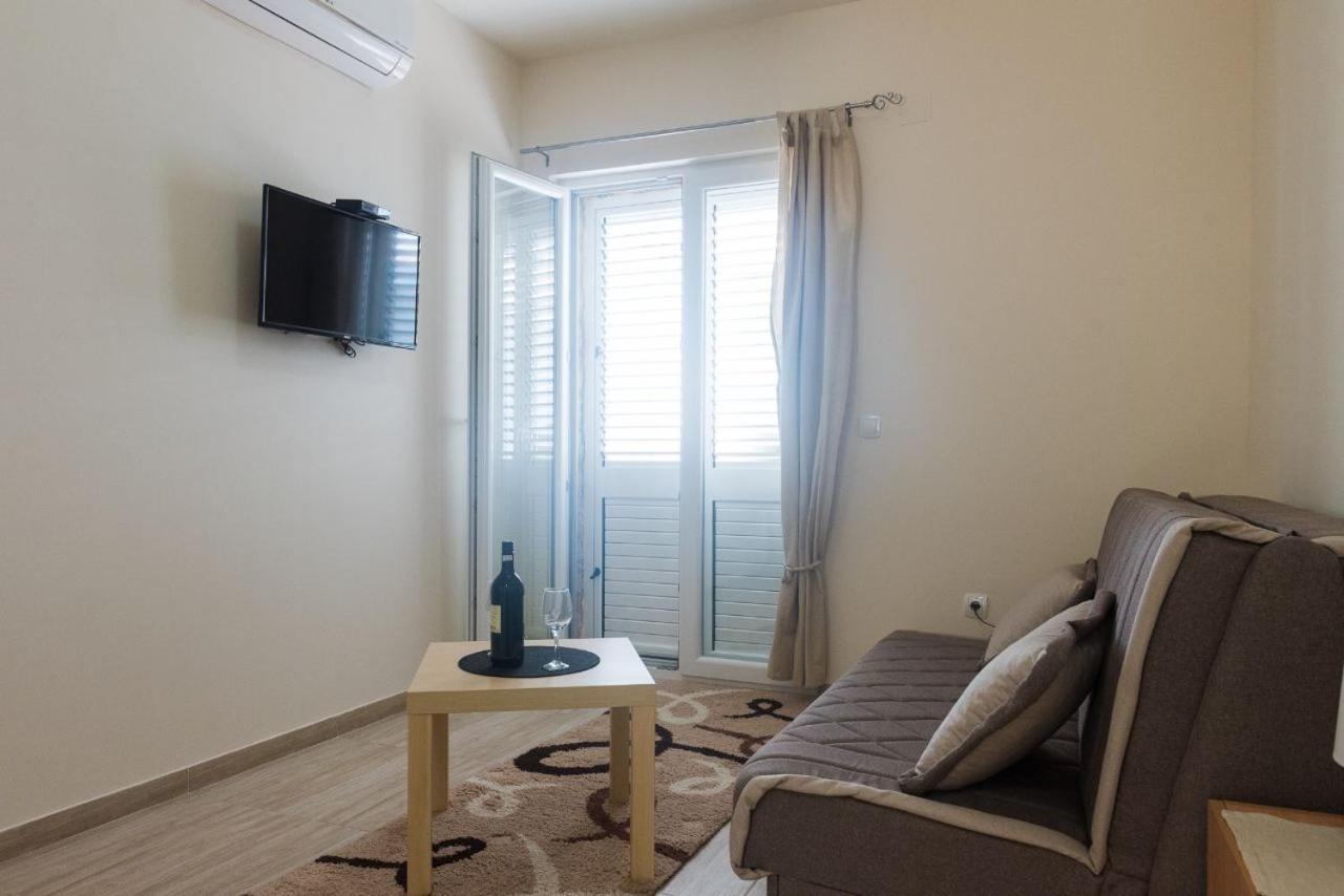 " Tiamat " Apartmani Tivat Exterior foto