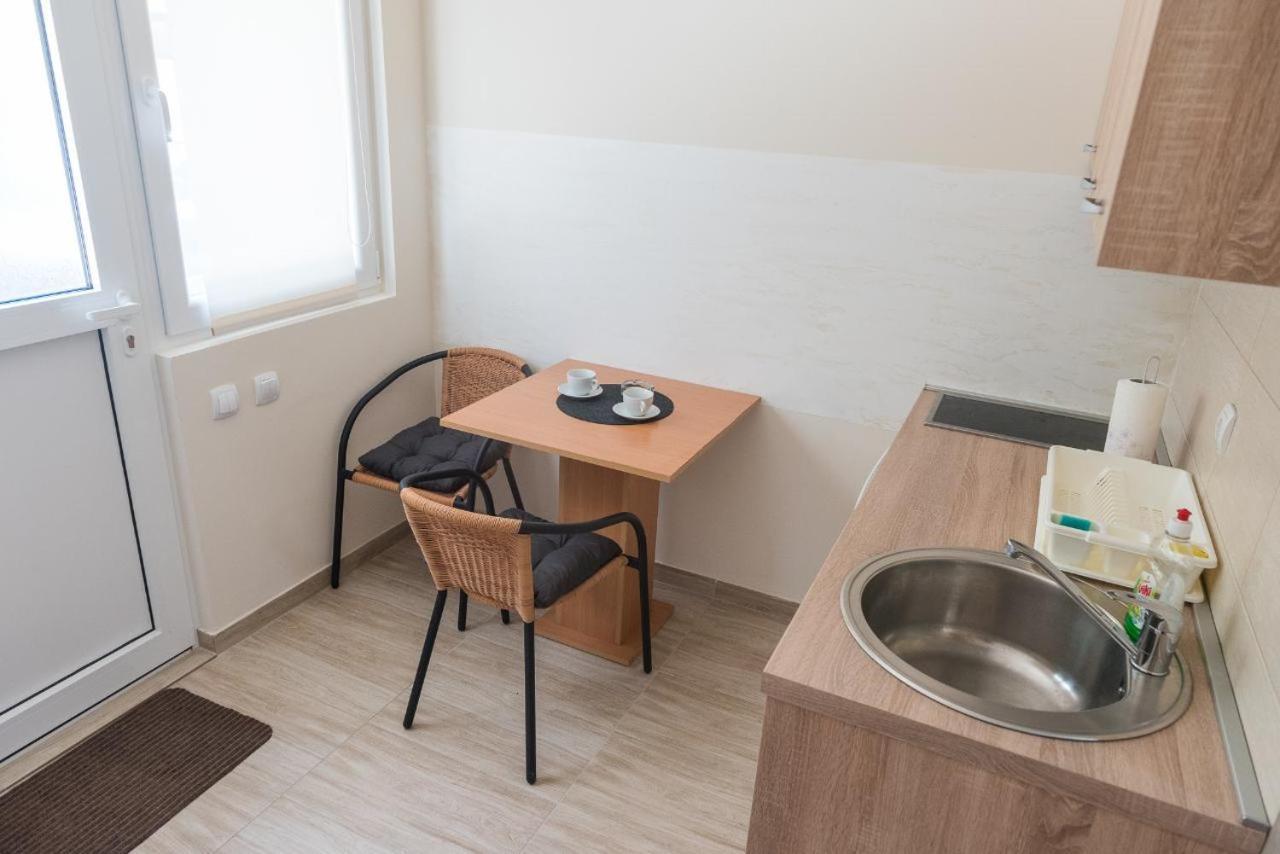 " Tiamat " Apartmani Tivat Exterior foto