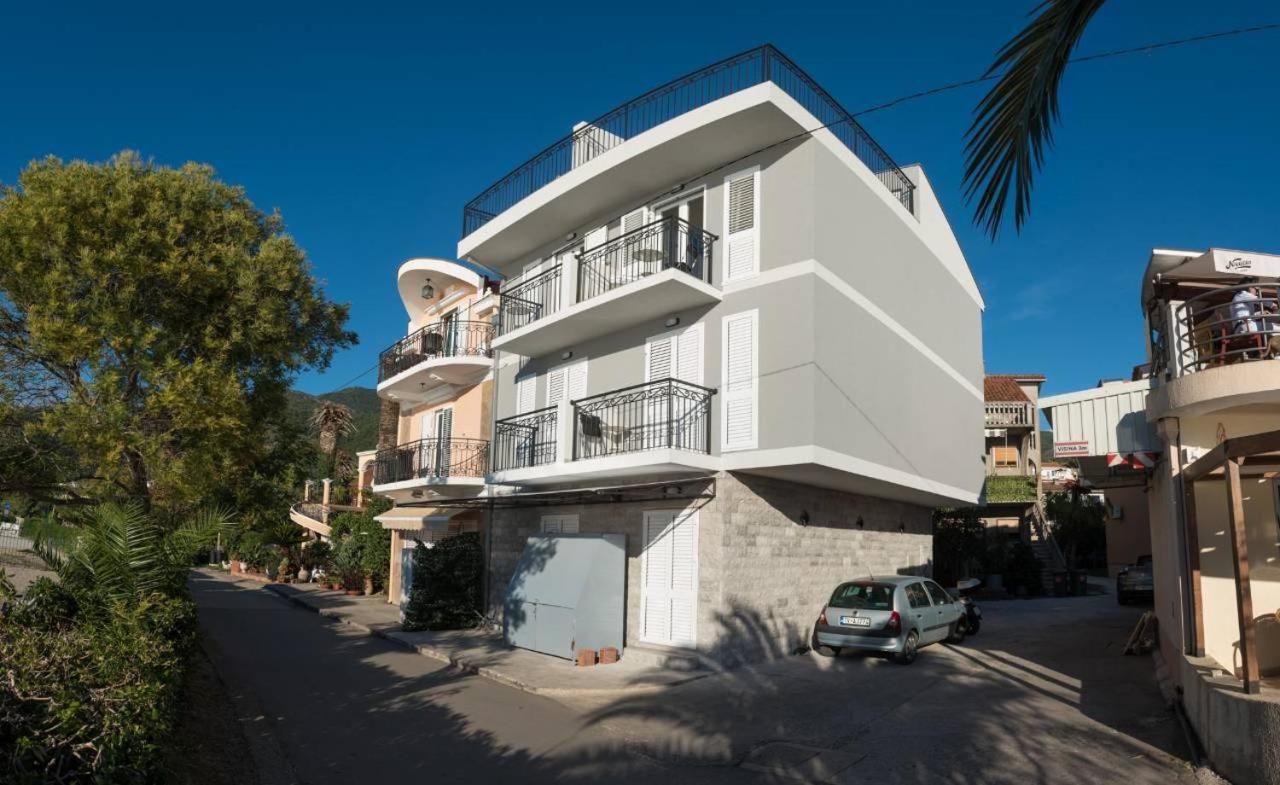 " Tiamat " Apartmani Tivat Exterior foto