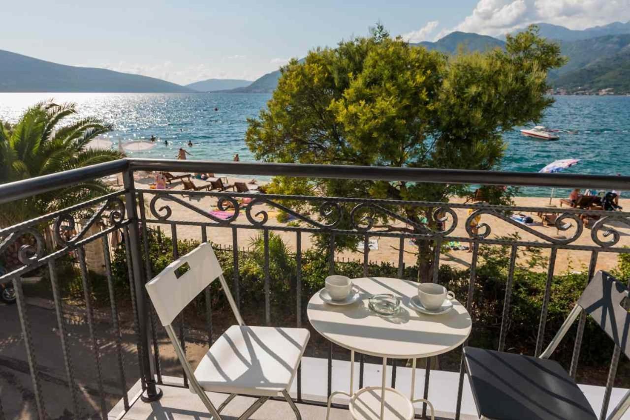 " Tiamat " Apartmani Tivat Exterior foto